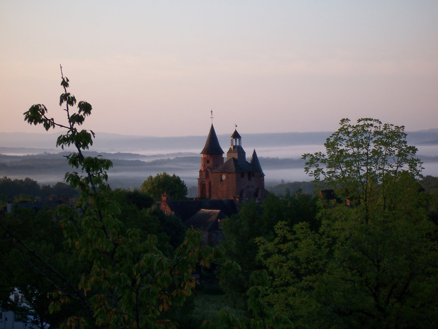 Corrèze, Collonges-la-Rouge